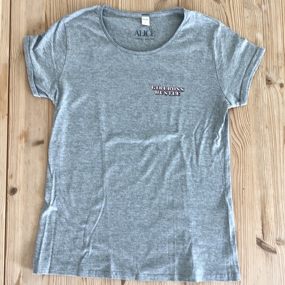 Girlboss hustle t-shirt - Picture 3 of 4